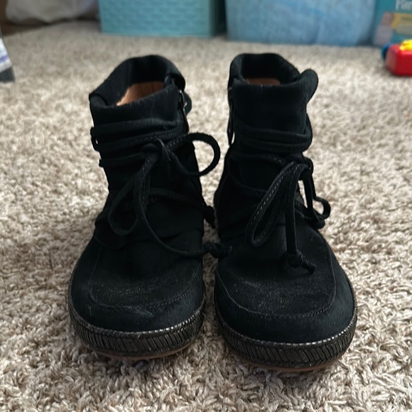 UGG Women's Black Ankle Boots - Picture 2 of 8